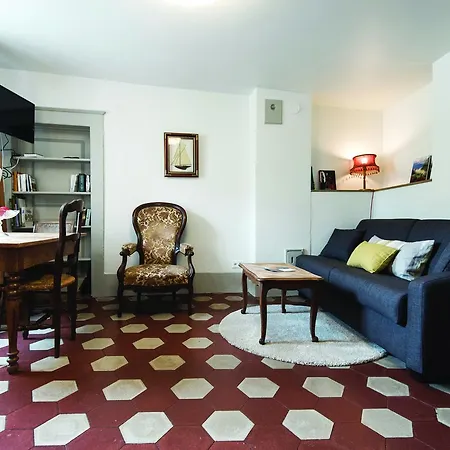 Chateau Rochefort Bed & Breakfast 4*